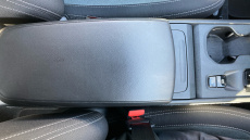 Volvo XC40 2.0 B3P Core 5dr Auto Petrol Estate